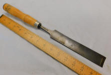 W. Butcher Cast Steel Slight Sweep Gouge