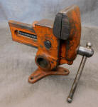 Will-Burt Co. Versa-Vise 3 1/2" Jaw Bench Vise w/ Swivel Base