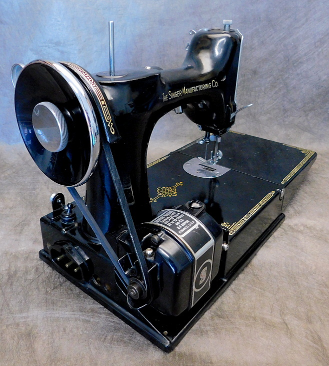 Singer Featherweight Sewing Machine AF175303