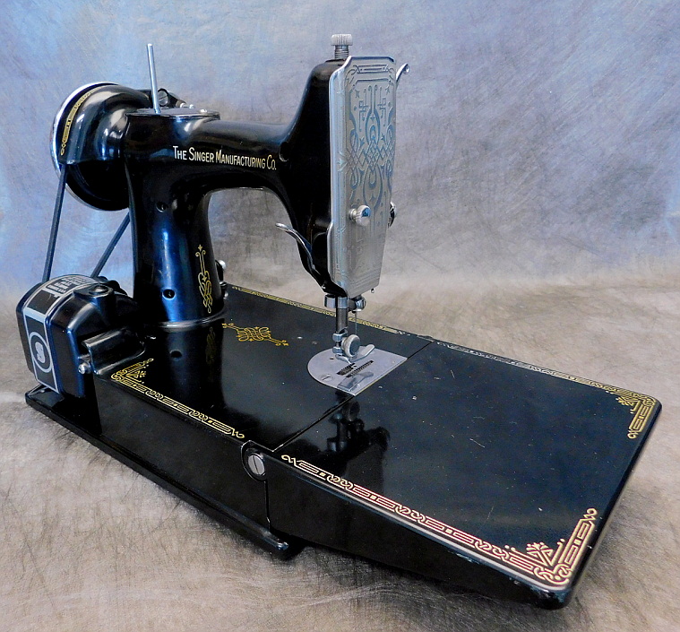 Singer Featherweight Sewing Machine AF175303