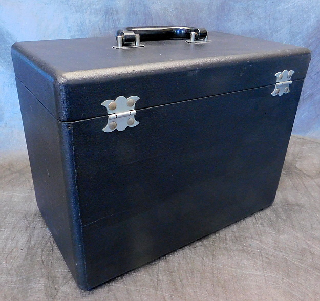 1948 Black Singer Featherweight 221 Sewing Machine AH551175