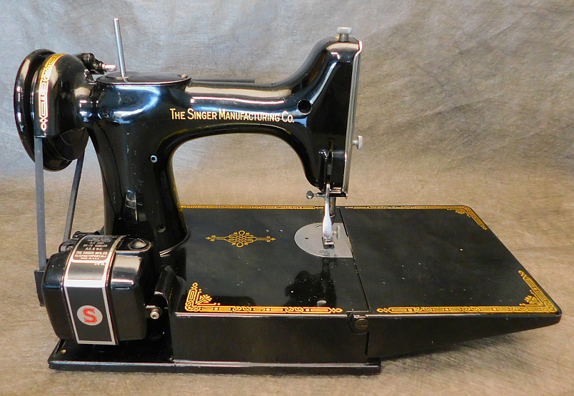 1951 Black Singer Featherweight 221 "Centennial" Sewing Machine