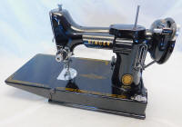 1955 Black Singer Featherweight 221 Sewing Machine (AM171474)