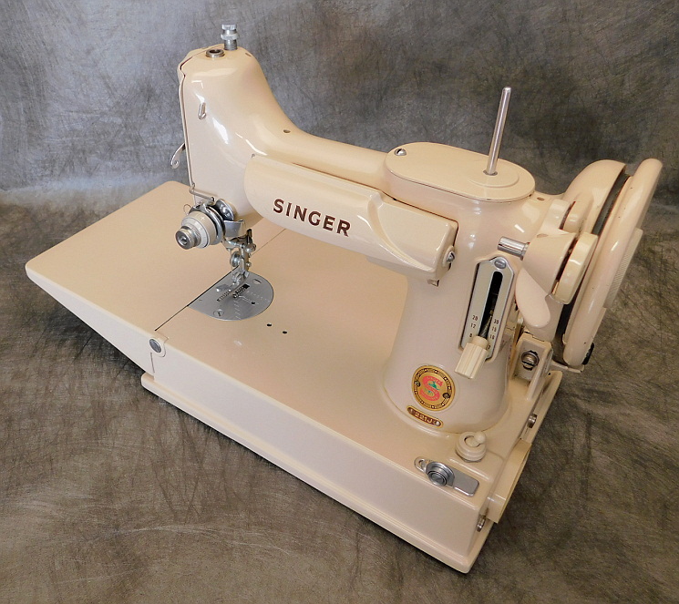 Tan Singer Featherweight Sewing Machine JE159511